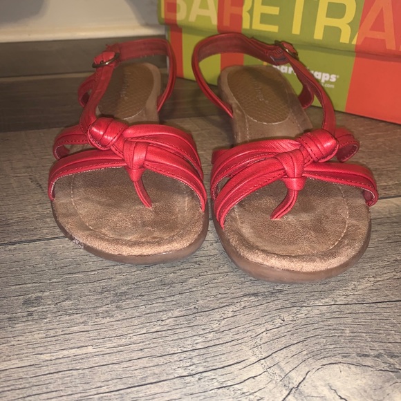 BareTraps - Picture 2 of 11